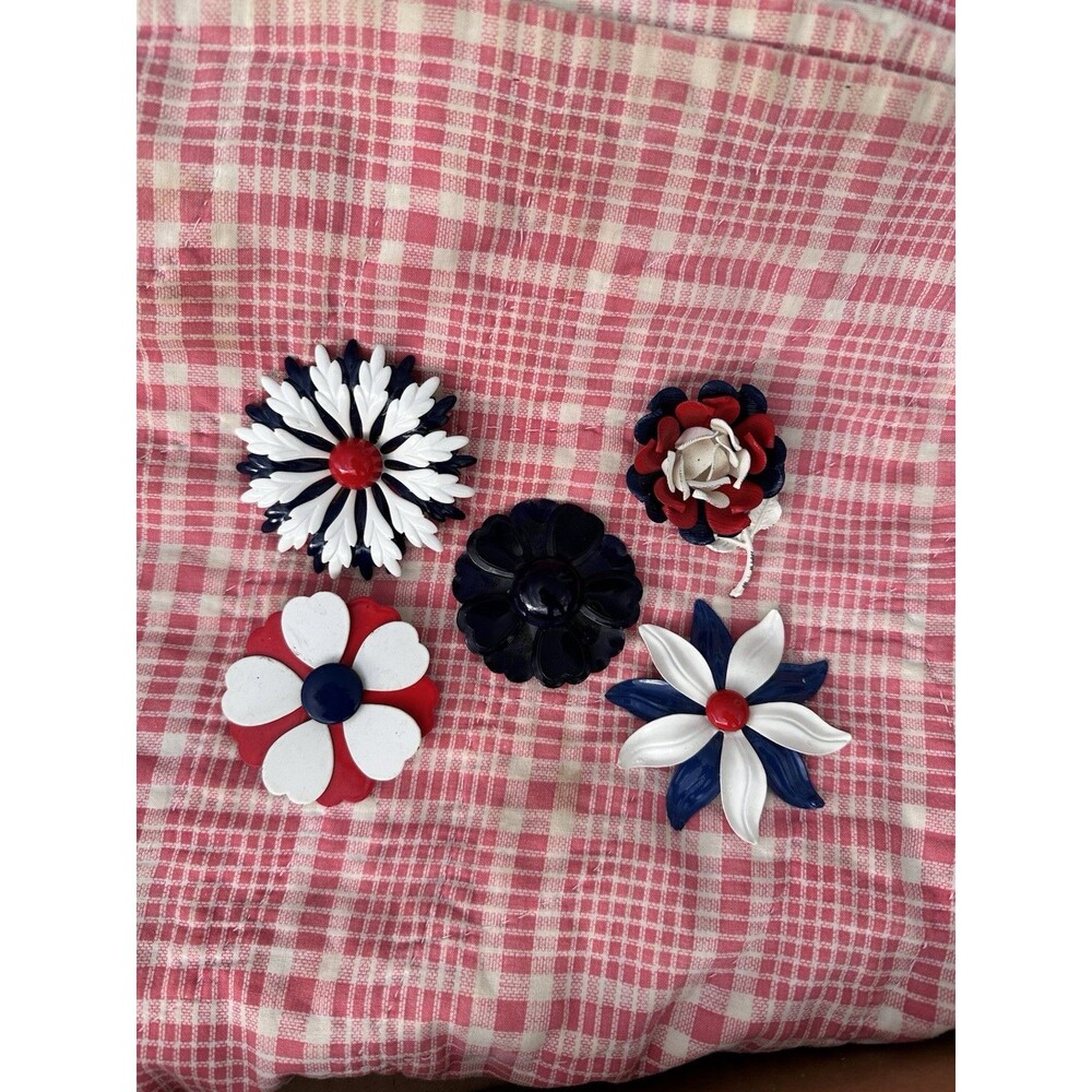 Red White & Blue Enamel Flower Pins Vintage Lot - Picture 13 of 16